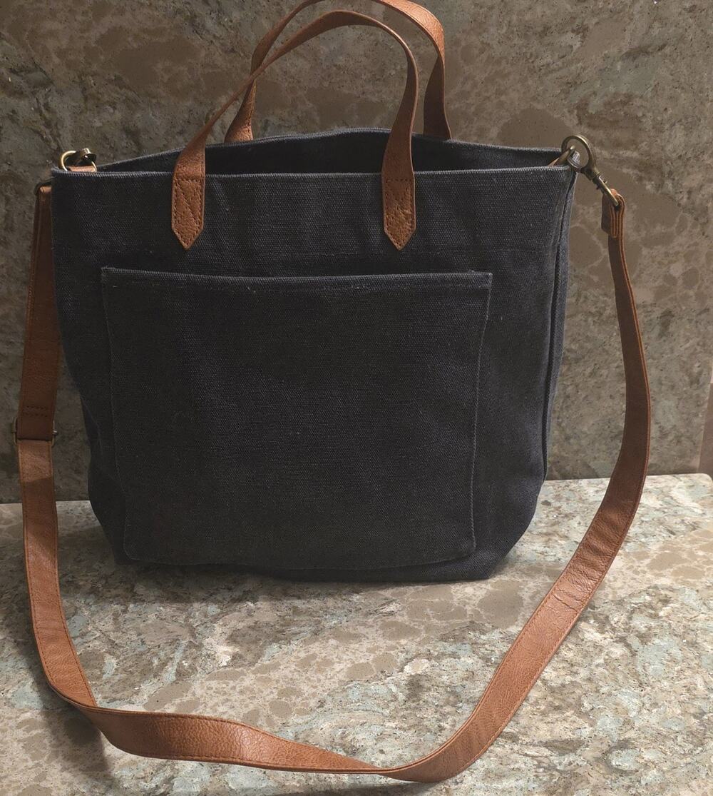 Thirty-One Gifts Thirtyone 31 Casual Crossbody Tote-blue With Brown Trim